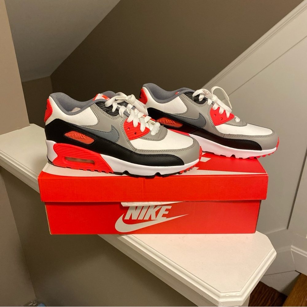 Nike 833412-102 white cool gray air max 90 ltr gs youth sneakers size US 6.5y
